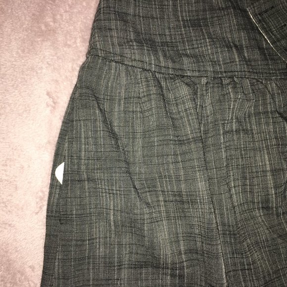 ❄️ Guess Mini Skirt Soft Satin Lined - Picture 9 of 13